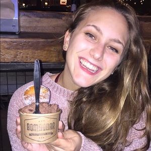 Meet your Posher, Michelle